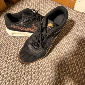 Nike Women's Black and Brown Sneakers